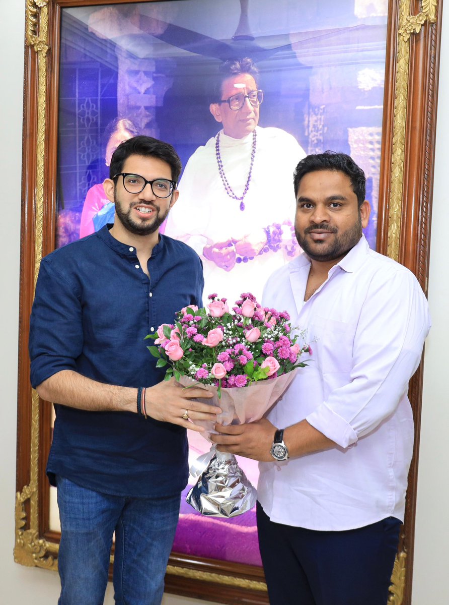 AUThackeray's tweet photo. युवासेना उपसचिव हेमंत दुधवडकर ह्यांना वाढदिवसाच्या मनःपूर्वक शुभेच्छा! https://t.co/EBhQOL7UHk