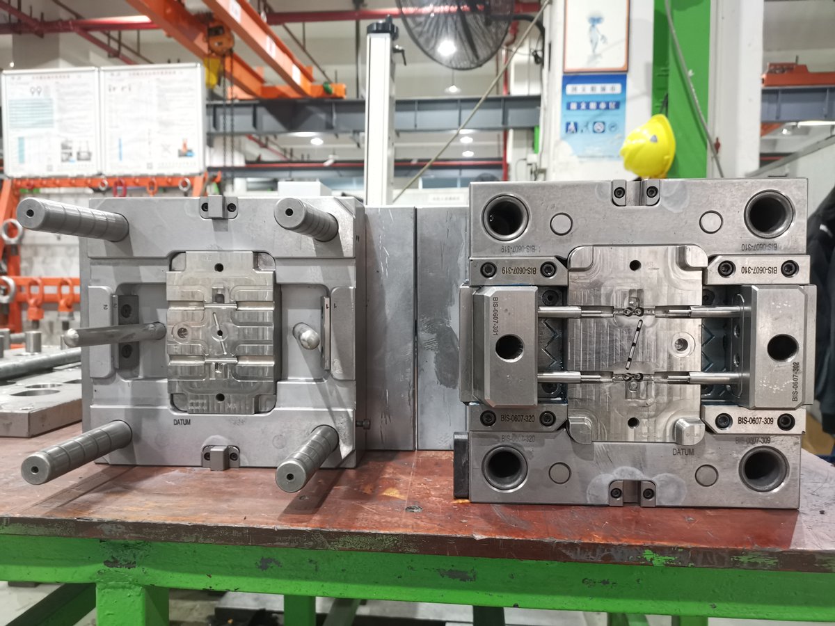 Plastic Injection Mold for electronic
godemold.com
👣With 13 years of experience, we can solve most problems related to logistics boxes or plastic crates. Contact us for a quote.

☎️Phone/Wechat/Whatapp: 0086-18229399305
📧Email: sales_6@godemold.com

#injectionmold