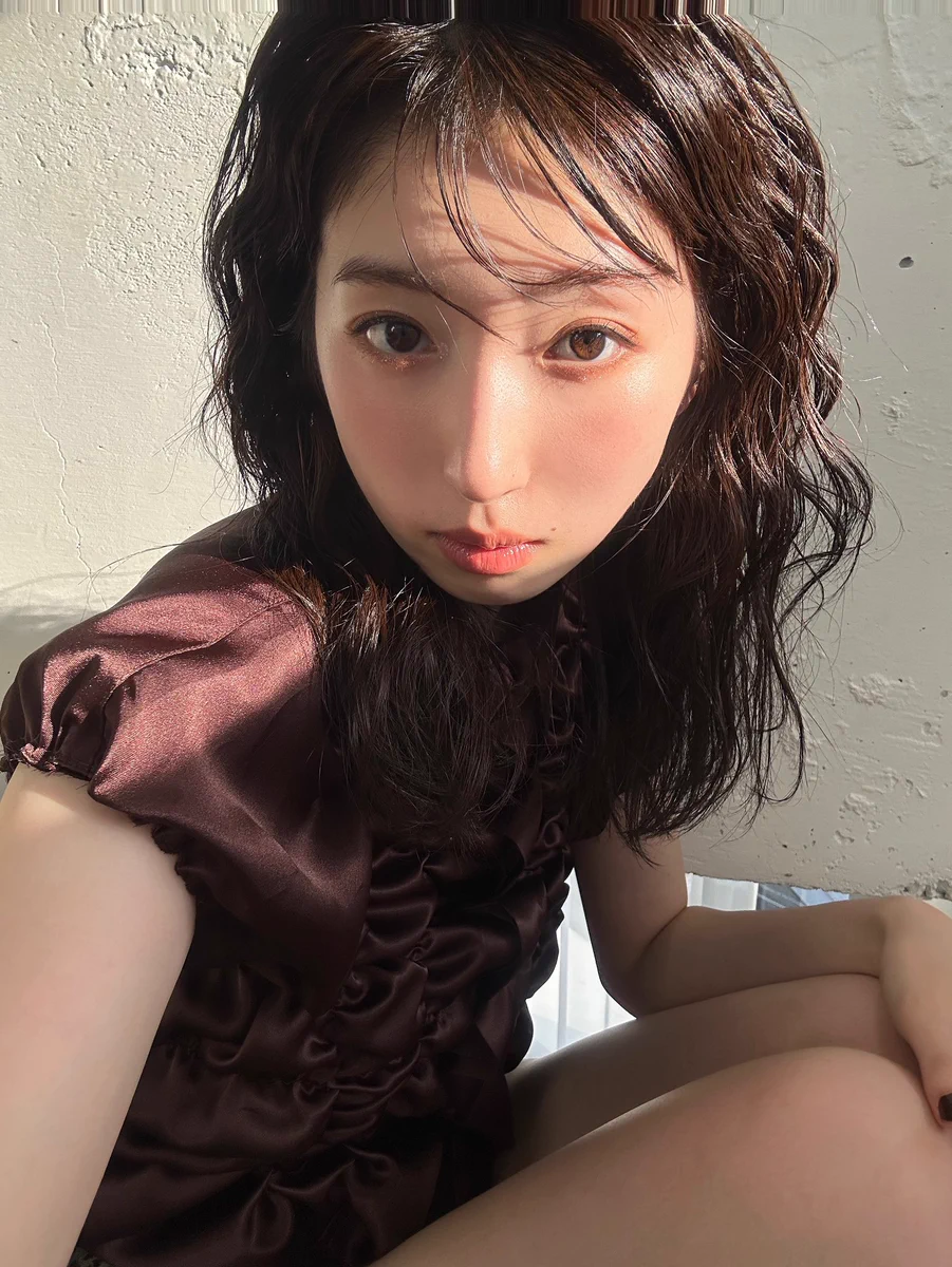 日 比 美 思