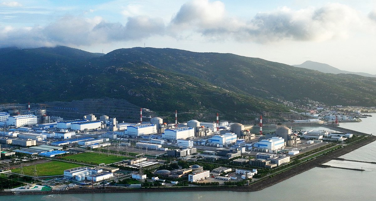 Frontlinestory's tweet image. #FrontlineFocus: China’s non-fossil energy surges to new heights ⚡🌍

China is making remarkable progress in its clean energy transition — rapidly expanding non-fossil energy to power a greener future.🌱
According to official data, the share of non-fossil energy in total…