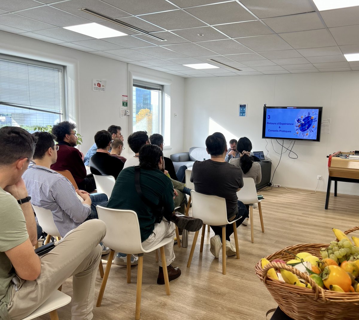 Datanumia tweet media