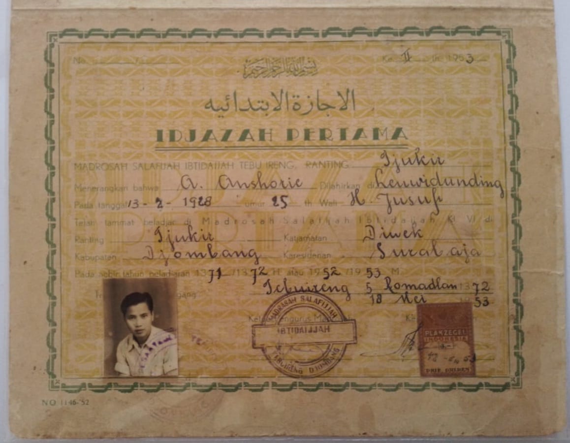 Dijual arsip idjazah asli tahun 1953, Madrosah Salafijah Ibtidaijah Tebu Ireng. Minat hubungi 082244099176
