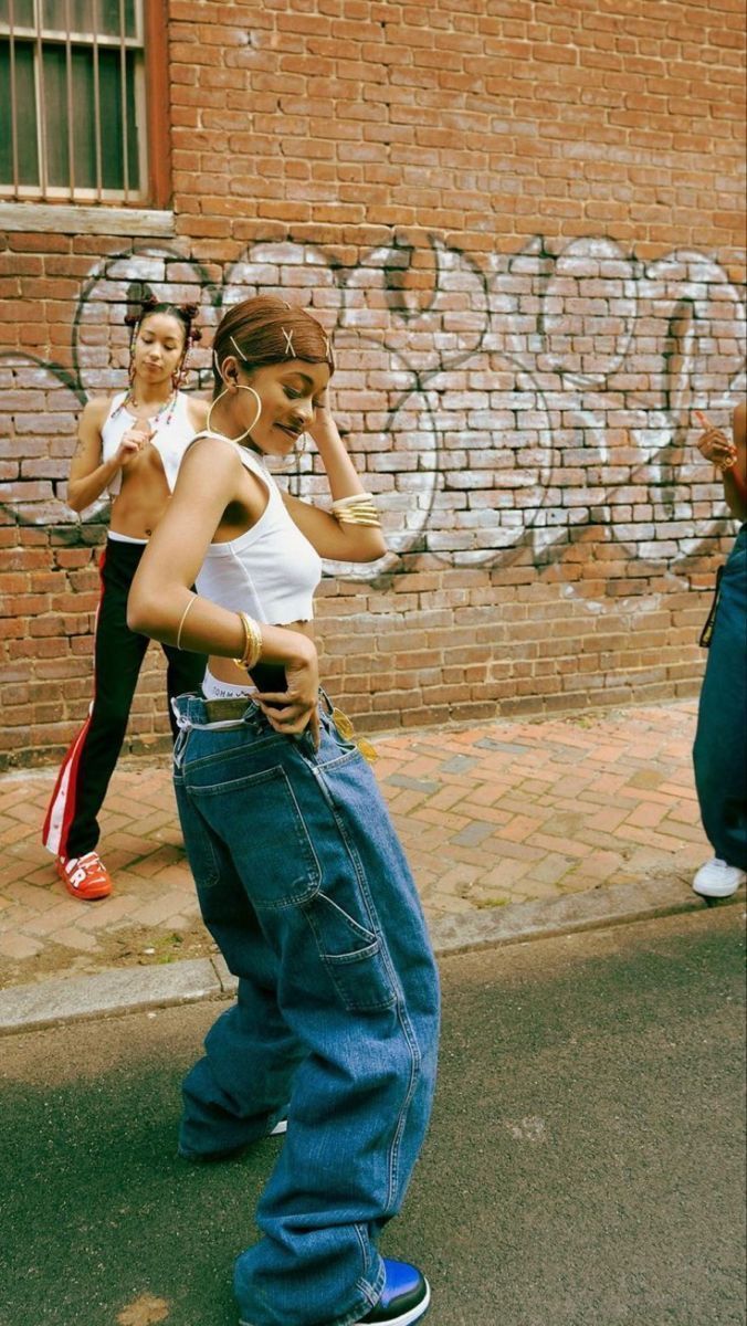 headlines tweet media