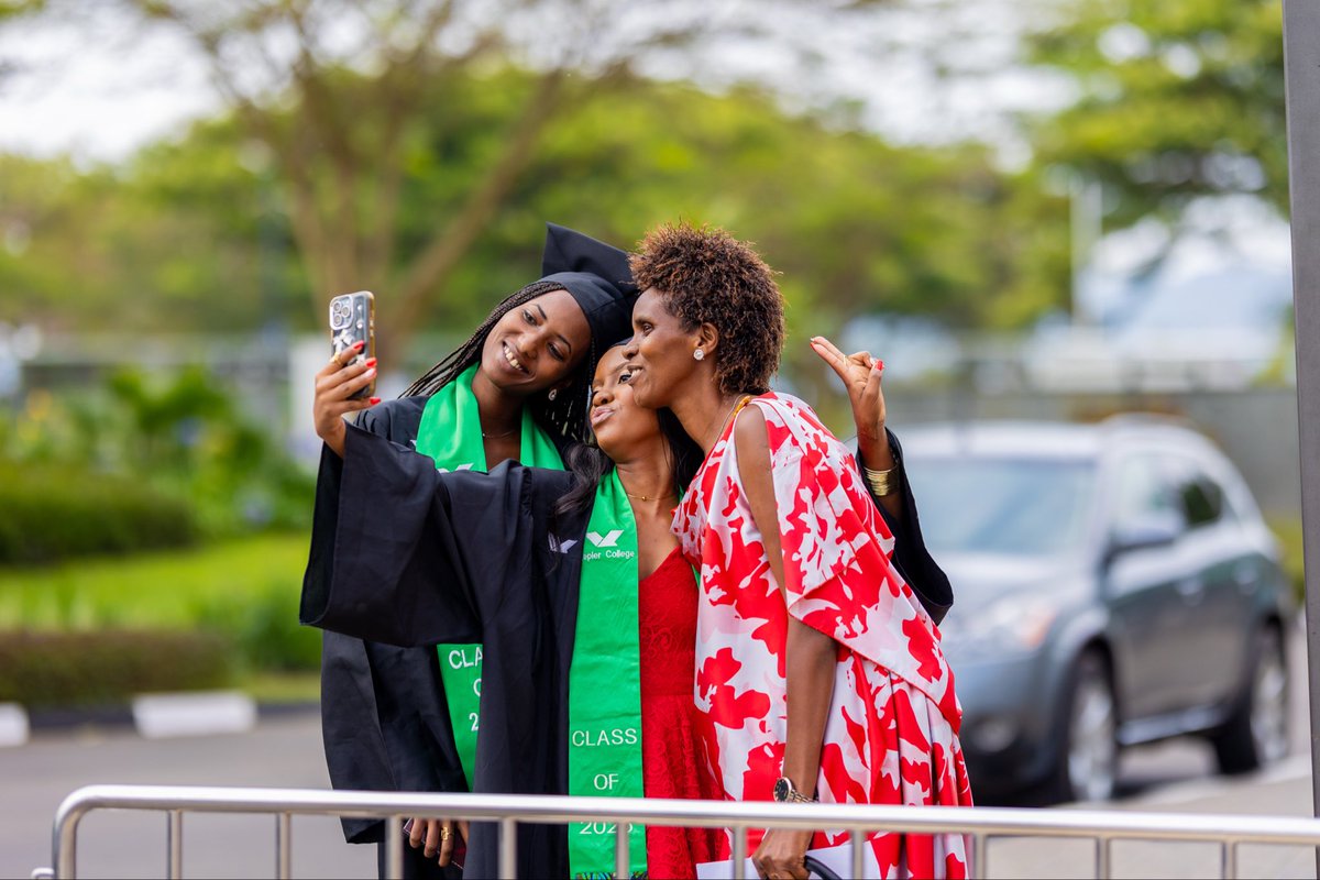 Kepler_College's tweet photo. A big day for @Kepler_College 🎓
Today, we celebrate the first-ever class of #Keplerians — the Class of 2025. Over 290 graduates mark a journey of hard work, growth, and new beginnings.
We’re so proud of you.
🔴 Watch the live celebration: https://t.co/gJvnYDGAwe
#KeplerGrad #KeplerPathways