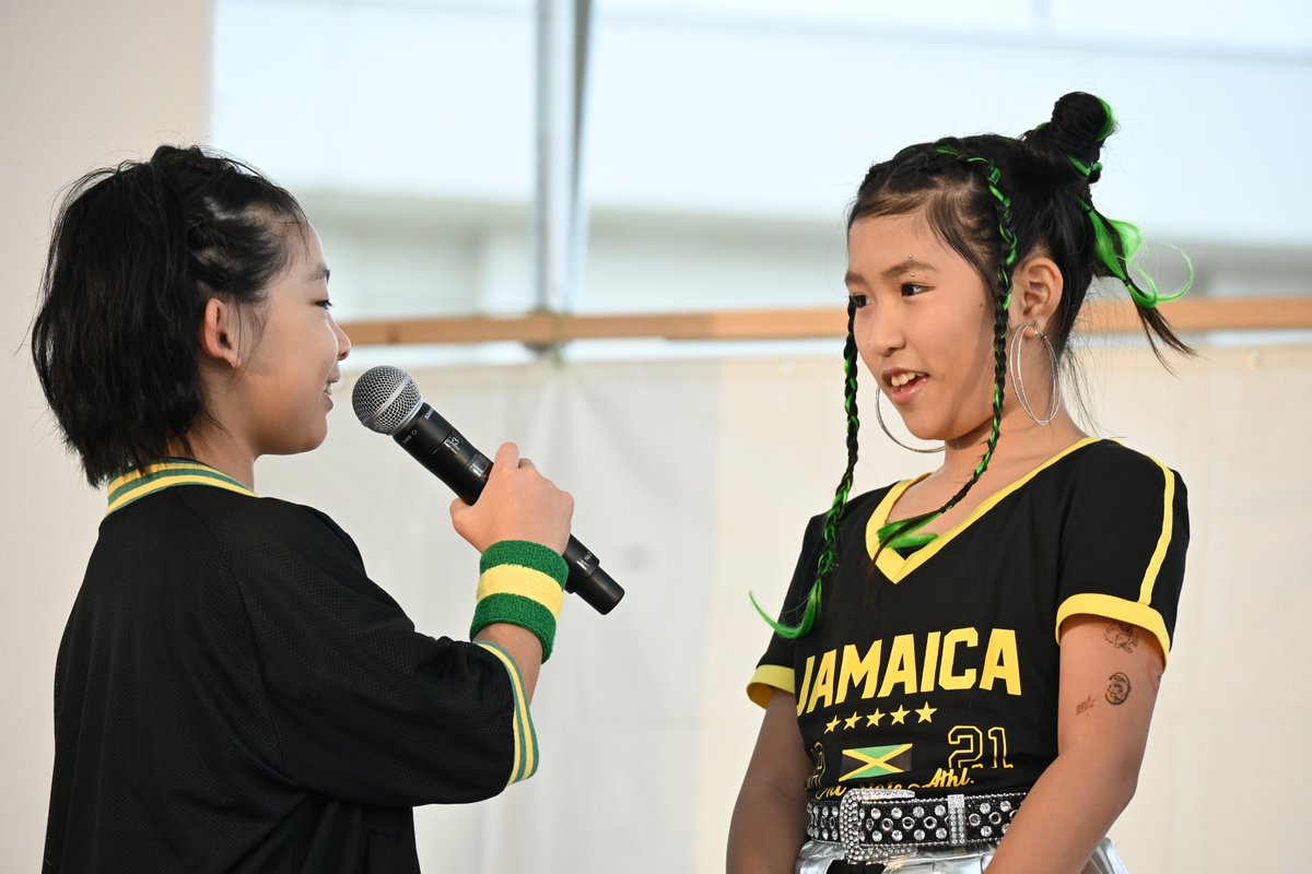 mebamaba's tweet photo. 2025_1109_ひろしまバスまつり
CHRISダンスUNIT & RiAME
No.6( MC市川琥士 & 全員 編 )
#市川琥士 KOSHI
@ichi_54_ASH
#能美鈴花
すずか🍅
@suzuka_ASH
#池田楓夏
ふうか🧸❤
@fufu_fuuka ほか
#ひろしまバス祭り
#RIAME https://t.co/EYDfwzG4SL