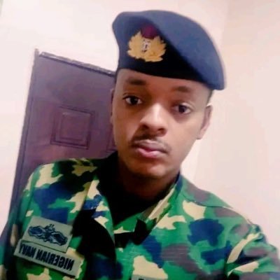 sunnyn_jonn's tweet photo. Hero of the day
Give this gallant soldier a like
Lt, A.M YERIMA.
God bless the federal republic of Nigeria
#TheMilitary #wike #WikeMustGo #Military #Naval #Nigeria https://t.co/kuE1iulrv1