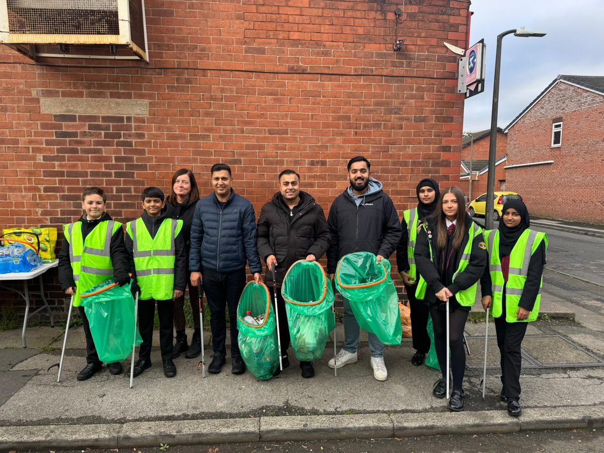 Last week our environmental ambassadors helped out in a community litter picking event. They worked with local volunteers, councillors and Bolton Council to help keep our local area litter free #Proud #Leadership