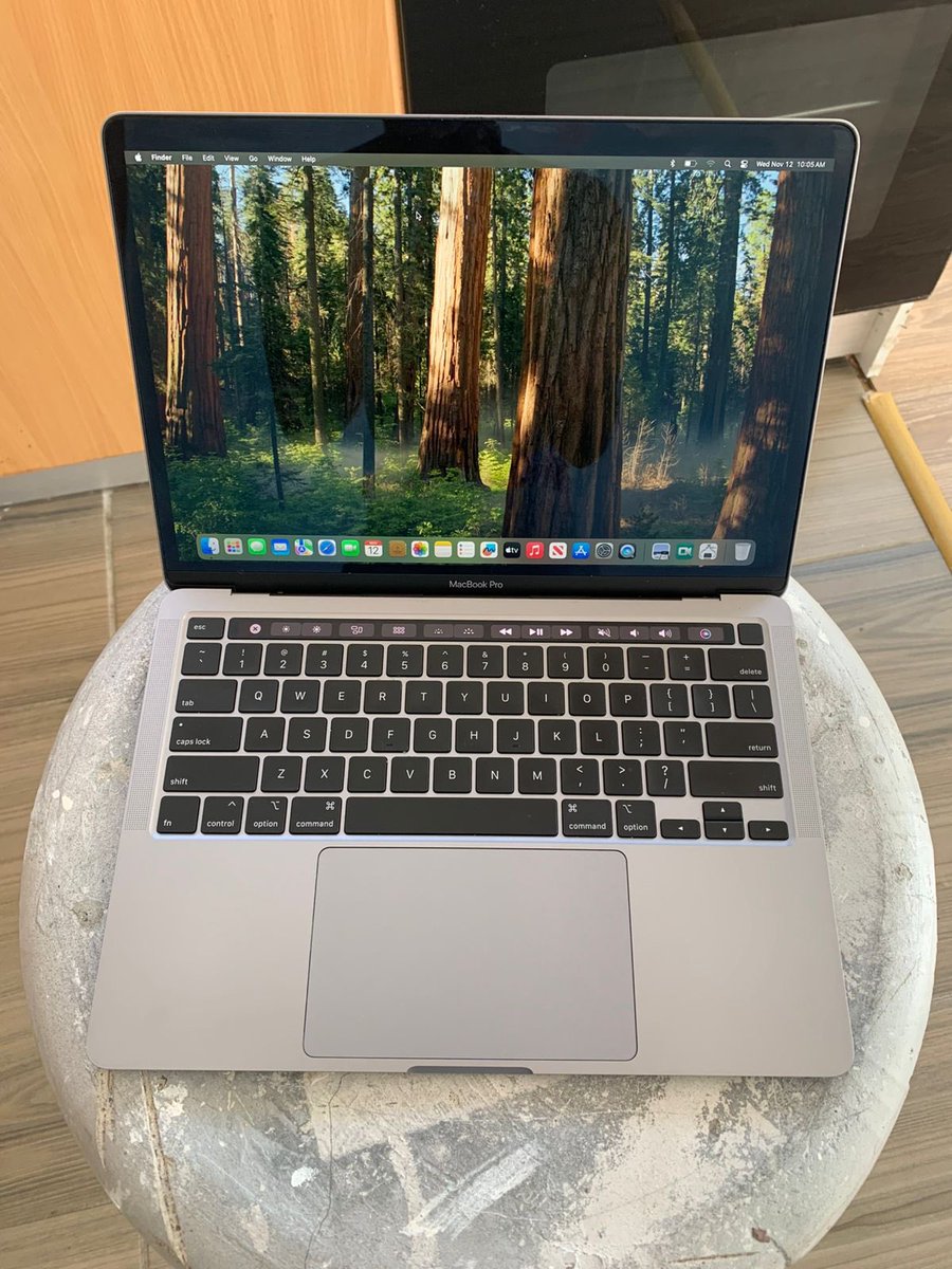 AbouNoorayn's tweet image. MacBook Pro (2020) for Sale!

- Apple M1 chip (Quad-Core)
- 16 GB 3733 MHz LPDDR4X memory
- 13.3-inch Retina Display (2560 x 1600)
- 500GB SSD storage (156.49 GB available)
- macOS Sequoia Version 15.5
- Serial number: C02FM8YUML85

Price:
- 11,000 Rand
- OR 2,600,000 Kwacha