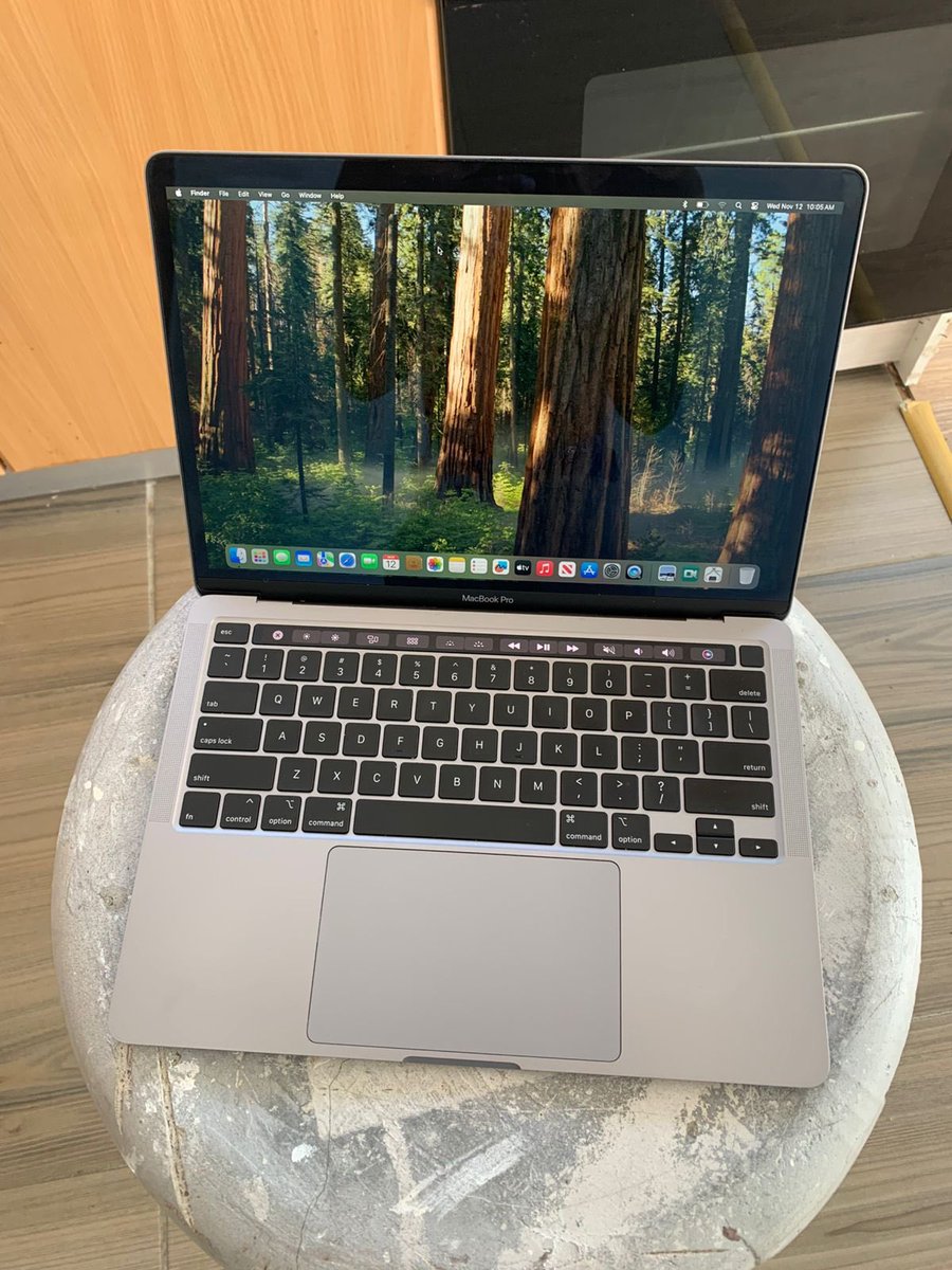 AbouNoorayn's tweet image. MacBook Pro (2020) for Sale!

- Apple M1 chip (Quad-Core)
- 16 GB 3733 MHz LPDDR4X memory
- 13.3-inch Retina Display (2560 x 1600)
- 500GB SSD storage (156.49 GB available)
- macOS Sequoia Version 15.5
- Serial number: C02FM8YUML85

Price:
- 11,000 Rand
- OR 2,600,000 Kwacha