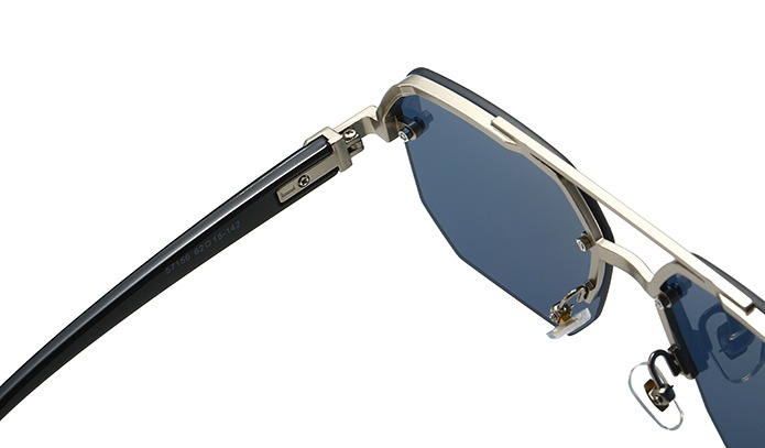 womaiglasses's tweet image. Step up your style 😎 WM EYES Metal Bridge Sunglasses feature copper temples, polycarbonate frames &amp;amp; 100% UV protection. Perfect for sunny city strolls or beach days!
🌐 wmglasses.com | 📩 womaiglasses@outlook.com
#wmeyes #metalbridgesunglasses #uvprotection
