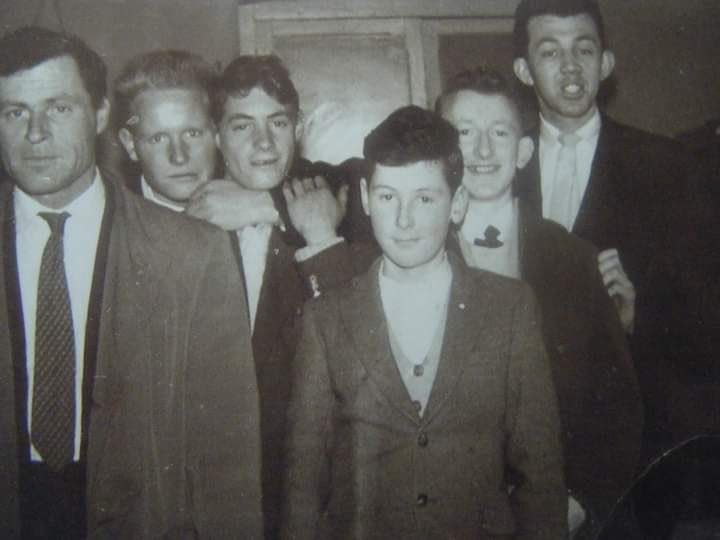 AgoFergus's tweet photo. Another pic of Michael D, from 1959 with his pals. He is 2nd right, but the guy 2nd left also has a claim to fame. Sean Shanagher subsequently joined the Irish army. Two years later he was in the Congo &amp; fought the SIEGE OF JADOTVILLE, wherein 156 men held off onslaught by 3000. https://t.co/h7o5rFNXCC