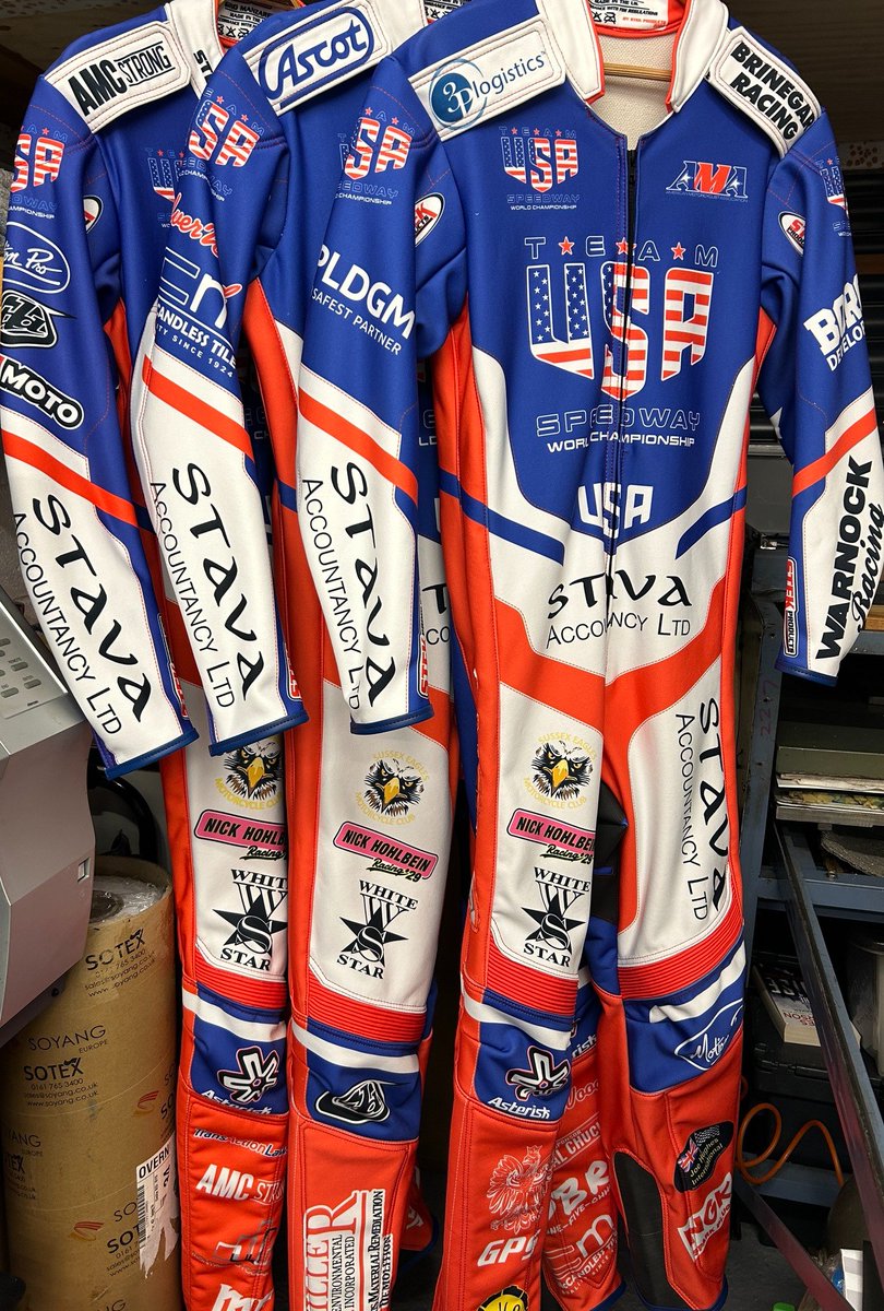 Countdown to this weekend's <a href="/speedwayshowuk/">The Speedway Show</a>  which is held at the British Motor Museum in Gaydon.
Great day out with lots to see, and pick up some stocking fillers 🎄🎅🏼
And just because it's Wednesday - here's a throwback to the 2024 Speedway of Nations race suits for Team USA 😎