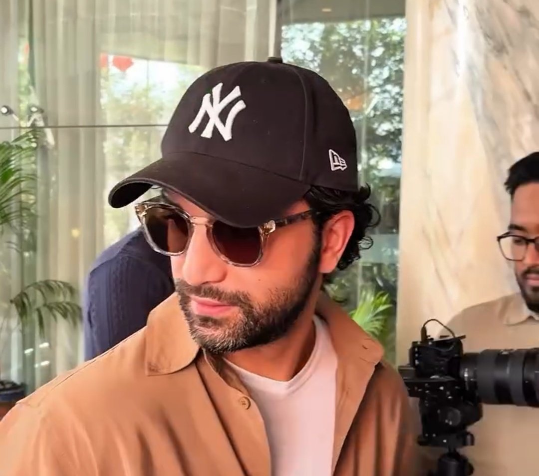 heeriyeedits's tweet image. Ohh his future wife is so lucky 😭🤍
#AhadRazaMir