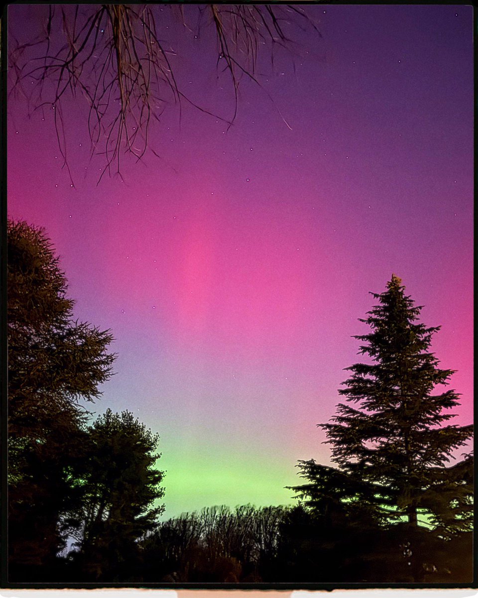 atompop215's tweet photo. @WxScholl West Chester Pennsylvania 9:19 EST! https://t.co/DBiB6lnaTW