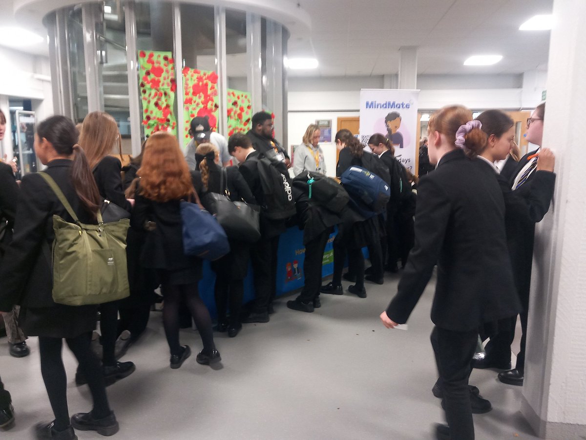 DeltaGarforth's tweet image. The @MindMateLeeds team were in school today talking to students about how to look after their mental health 👍