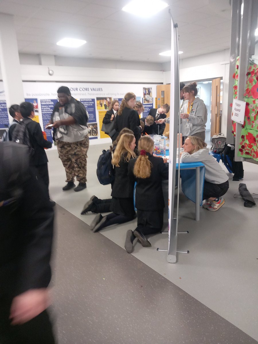 DeltaGarforth's tweet image. The @MindMateLeeds team were in school today talking to students about how to look after their mental health 👍