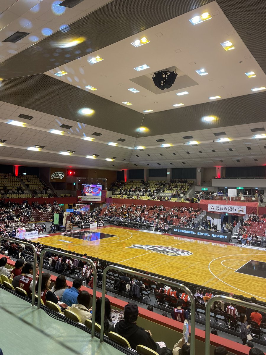 ここからでした！
ジェッツ効果で早い段階で電波むり
物販レジ見た事ないぐらい行列
そして1点差で負け
1点差はもう勝ちみたいなもん
うん。

勝てたなーーー
くやぴーーー！！！