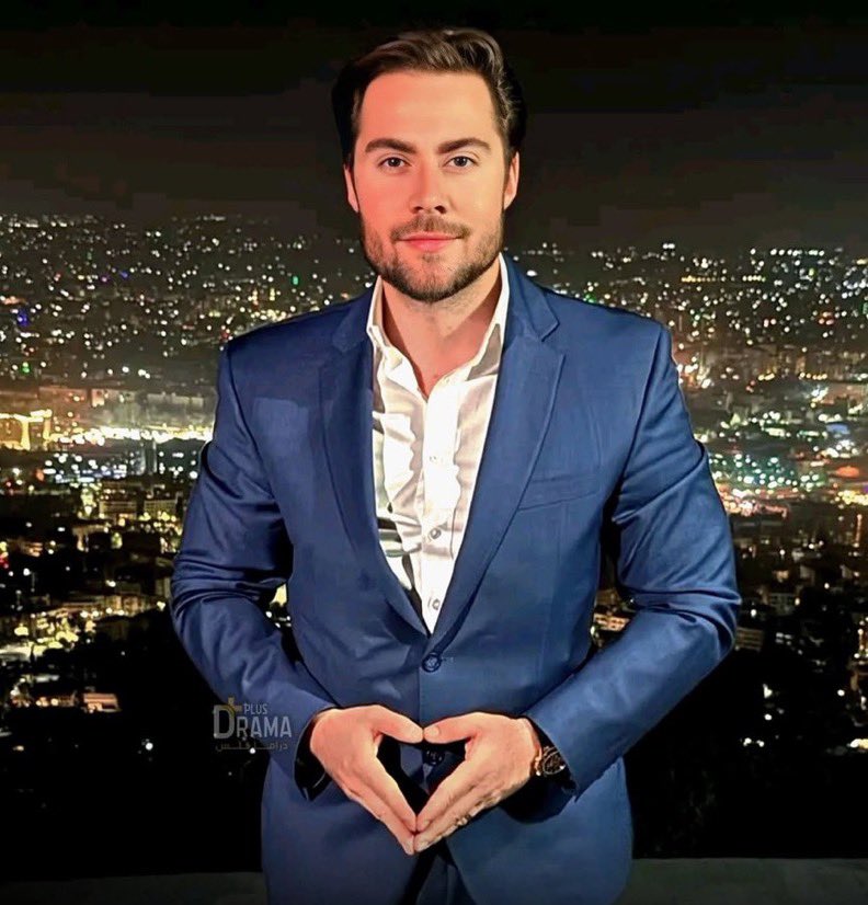 lewendciya's tweet image. القرباط مبارح شقو حساب اسعد الشيباني لانه نسى ان يضيف كلمة العربيه إلى سوريه 

اما محًانيثنا ينسقون لقائات مع ترامب من اجل  سوريه العربية 

ويقولون لو ان قوميتي تؤثر على سوريتي فسوف أتخلى عن كورديتي