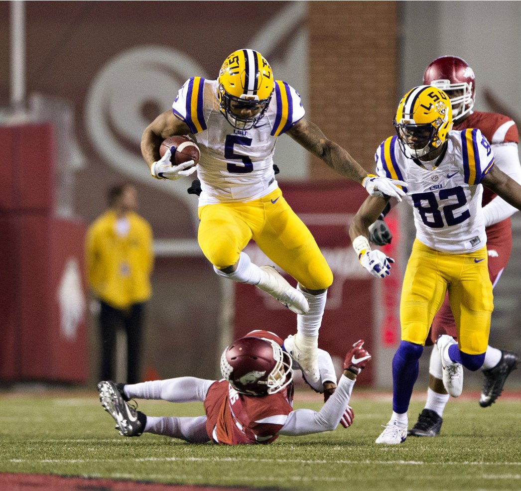 Derrius Guice ran for 252 yds against Arkansas in 2016. At the time it was the 2nd most rushing yds in a single game in LSU history.