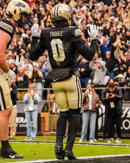 Blessed to receive an offer from Purdue University! #AGTG