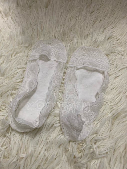 黄推福利内容 - 一叶知秋刀鱼的精彩图片 福利姬一叶知秋刀鱼分享的黄推图片1 - 网红私拍内容