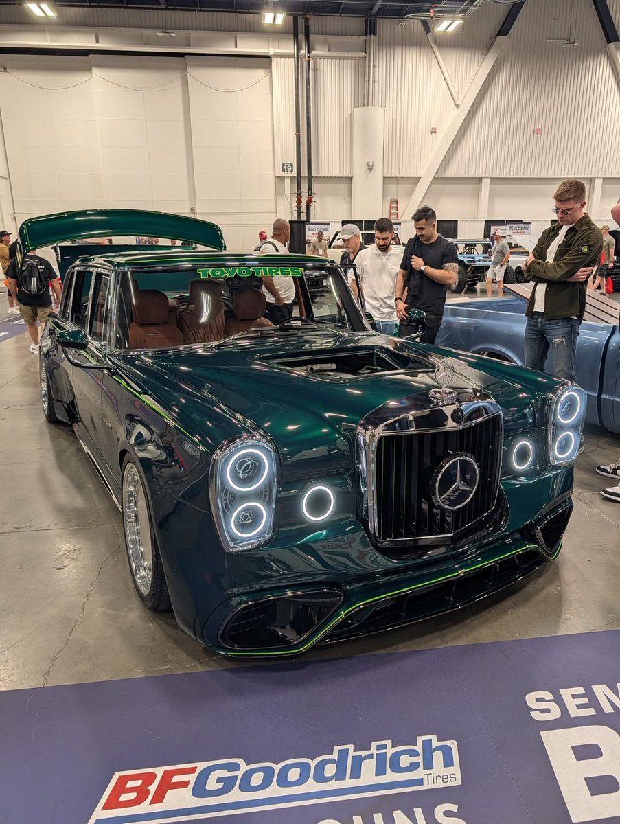 mbmaybachfans's tweet image. 1971 Mercedes 600 + W223 S63 AMG interior 👑 Rate it 1-10!

📸: @slang500 (IG)