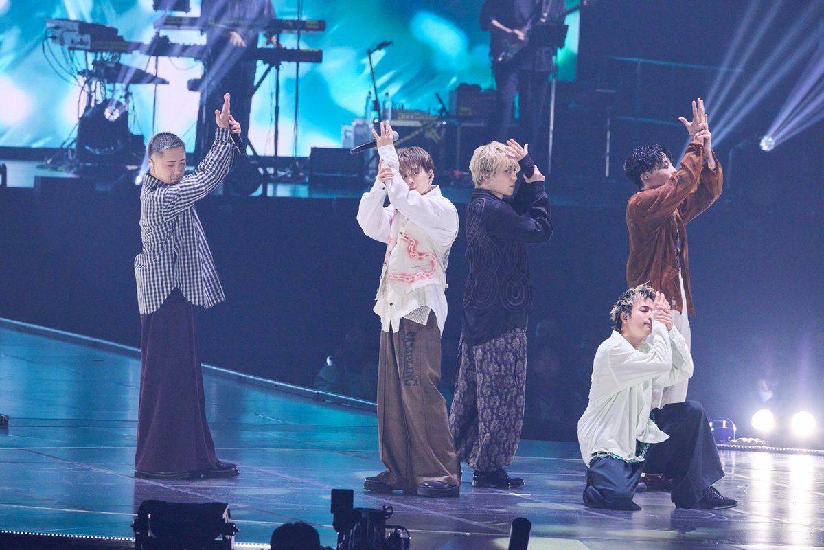 decolum_news's tweet image. Da-iCE「Da-iCE ARENA TOUR 2025 -EntranCE-」完走✨ 来年1月14日にNew Album『TERMiNaL』発売決定💫

🔗decolum.jp/archives/111958🎲

#Da_iCE 
#TERMiNaL