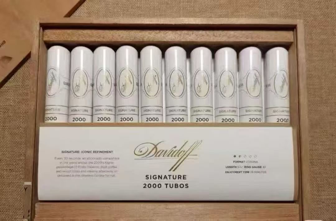 junhao889013's tweet image. 大衛杜夫2000  20支
梁朝偉同款