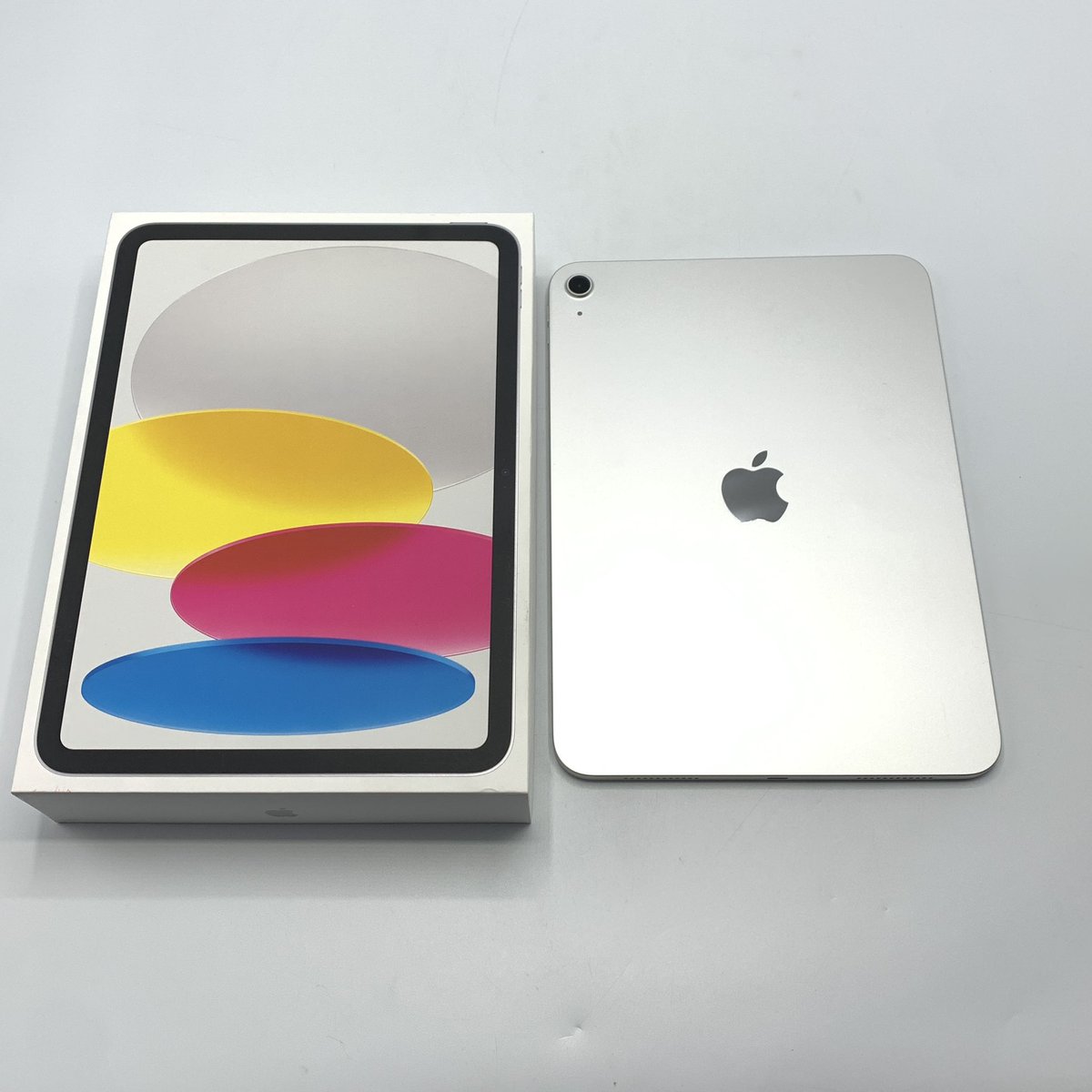 入荷情報】 iPad A16 Wi-Fiモデル 128GB シルバー📱 仕事にも勉強にも