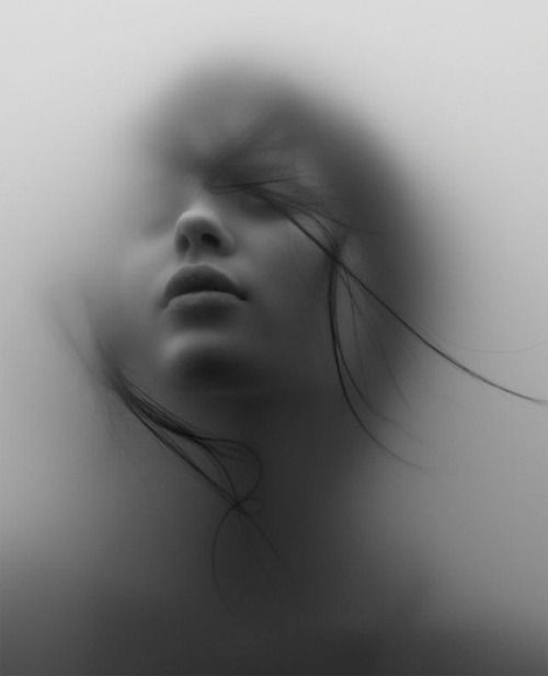 _mostlypat's tweet image. between smoke and mirrors 
she&apos;s carving her story 
a pinch of #myth 
a dash of lore 
a soft echo like, memory ...... 💜

#vss365
#patstring