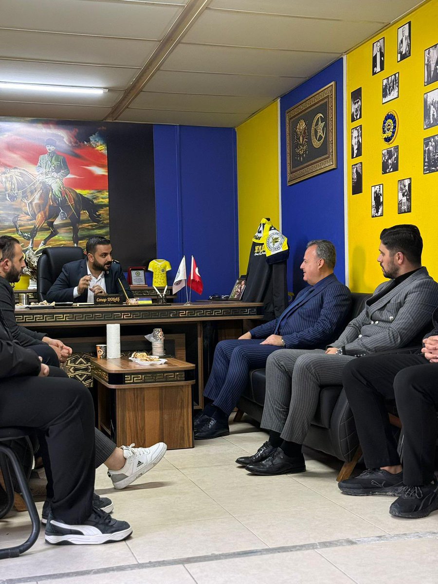 Derneğimize ziyarette bulunan Beylikdüzü Kaymakamımız Sn. Bülent Karacan ağabeyimize ziyaretlerinden ötürü teşekkür ederiz.