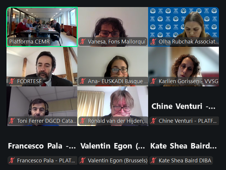 Platforma4Dev's tweet photo. Happy to welcome our partners in Brussels &amp; online for our autumn Steering Committee

Past and upcoming activities, advocacy with #GlobalGateway &amp; #NextMFF and future of our coalition on the agenda of those 2 days

Let's continue defending #LocalGov international action together! https://t.co/UIWvFB0Ysz