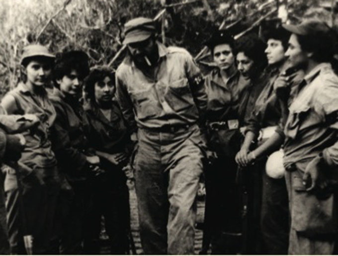 DiazCanelB's tweet image. Lamentamos el fallecimiento de la combatiente del Ejército Rebelde Lilia Rielo, una de las valerosas mujeres del pelotón Mariana Grajales creado por #Fidel. Junto a su hermana Isabel, se incorporó a los 22 años a la guerrilla y desde entonces consagró su vida a la Revolución.