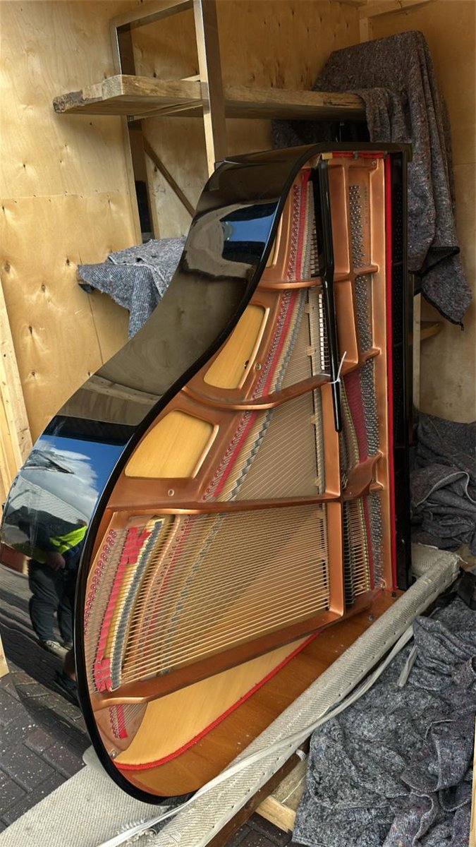 Wellers1866's tweet image. 🚨 Register to Bid 🚨

Make sure you register to bid in our upcoming ‘Unreserved Storage Units’ online timed auction, with lots closing on Tuesday, 18th November from 10:00am.

🔗auctions.wellersauctions.com/catalogue/4395…

#auction #storage #storageunit #ukauction #dontmiss #register