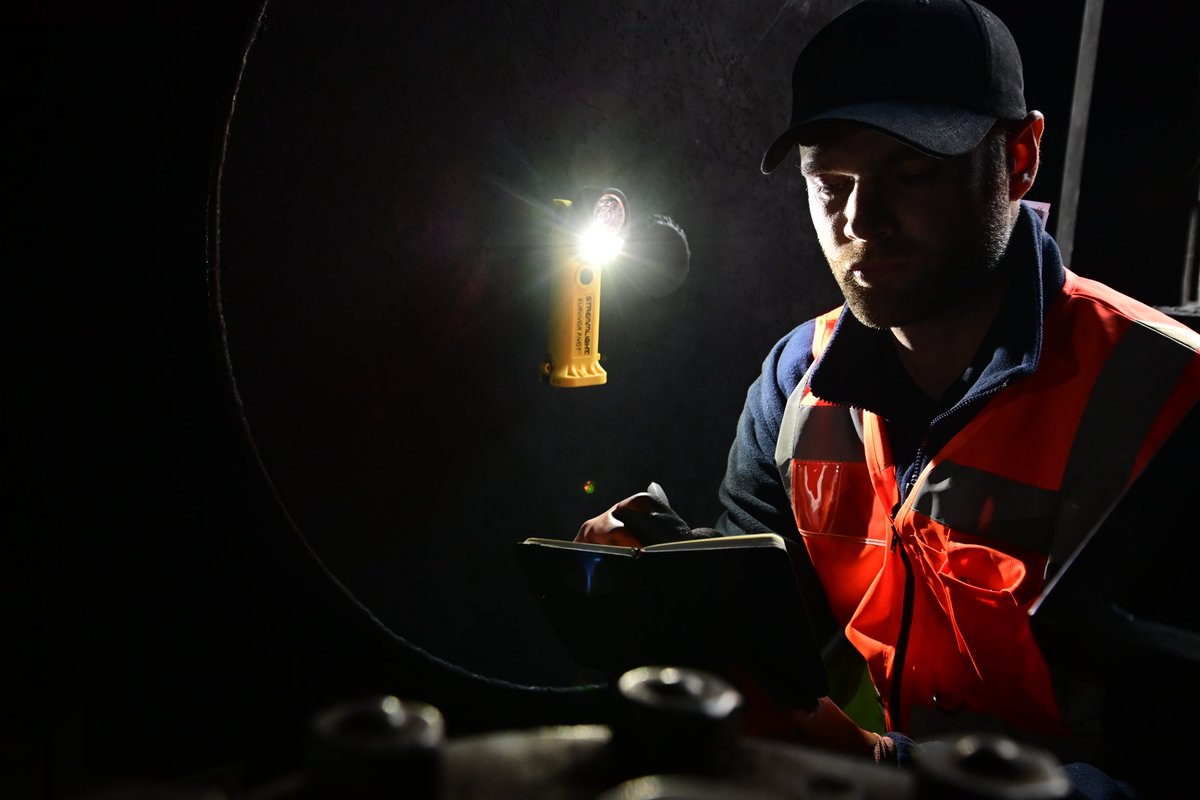 StreamlightFR's tweet image. 🔦 Produit phare : Survivor Pivot®

Survivor Pivot® offre une tête pivotante et un fonctionnement mains libres pour les premiers intervenants et les travailleurs des services publics.

Pour en savoir plus : streamlight.com/products/detai…

#FirstResponderTool #StreamlightTrusted