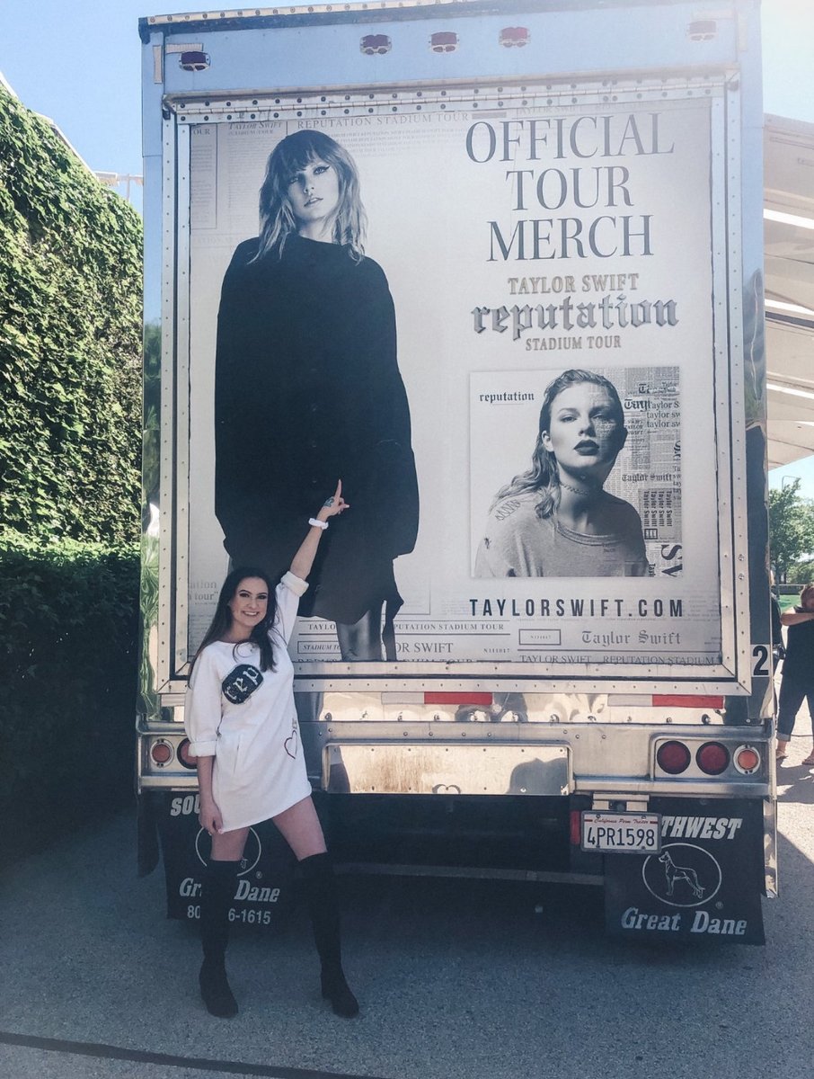 cmtswift's tweet image. everybody moved on, i stayed there📍(the reputation era)