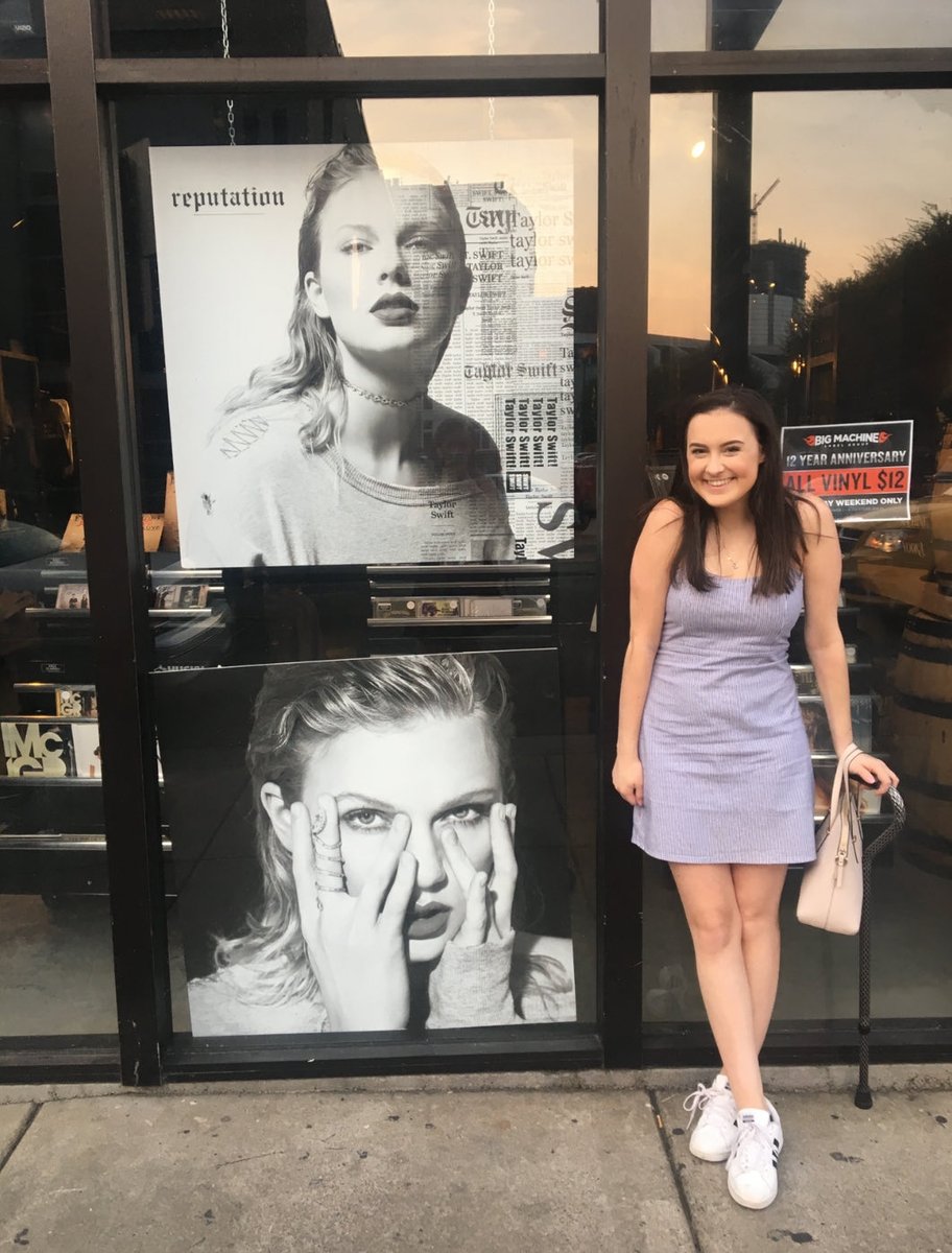 cmtswift's tweet image. everybody moved on, i stayed there📍(the reputation era)