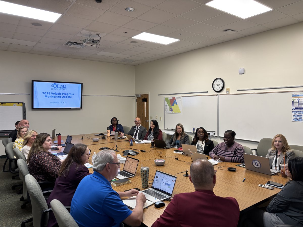volusiaschools's tweet photo. 📈 𝐕𝐨𝐥𝐮𝐬𝐢𝐚 𝐏𝐫𝐨𝐠𝐫𝐞𝐬𝐬 𝐌𝐨𝐧𝐢𝐭𝐨𝐫𝐢𝐧𝐠 𝐔𝐩𝐝𝐚𝐭𝐞!

We’re excited to share the latest in our journey to ensure every student in Volusia County 𝑒𝑛𝑔𝑎𝑔𝑒𝑠 𝑖𝑛 ℎ𝑖𝑔ℎ 𝑙𝑒𝑣𝑒𝑙𝑠 𝑜𝑓 𝑙𝑒𝑎𝑟𝑛𝑖𝑛𝑔 𝑒𝑣𝑒𝑟𝑦 𝑑𝑎𝑦. Thanks to the dedication of our educators, staff, families, and community partners, we’re making big strides toward our district’s goals.🎓𝑆𝑡𝑢𝑑𝑒𝑛𝑡 𝑆𝑢𝑐𝑐𝑒𝑠𝑠 𝑖𝑠 𝑅𝑖𝑠𝑖𝑛𝑔!

𝐃𝐢𝐬𝐭𝐫𝐢𝐜𝐭 𝐀𝐜𝐡𝐢𝐞𝐯𝐞𝐦𝐞𝐧𝐭𝐬:
▪️ 𝑂𝑢𝑟 𝑑𝑖𝑠𝑡𝑟𝑖𝑐𝑡 𝑔𝑟𝑎𝑑𝑒 ℎ𝑎𝑠 𝑟𝑖𝑠𝑒𝑛 from 57% (B) to 64% (A)—on track for our 2027 goal of 68% (A)!

▪️𝐺𝑟𝑎𝑑𝑢𝑎𝑡𝑖𝑜𝑛 𝑟𝑎𝑡𝑒𝑠 ℎ𝑎𝑣𝑒 𝑠𝑜𝑎𝑟𝑒𝑑 from 88.9% to 93.7%, moving toward our 95% target.

▪️ College & career readiness is up 73% over the last three years! With 100% 𝑜𝑓 𝑐𝑎𝑟𝑒𝑒𝑟 𝑎𝑛𝑑 𝑡𝑒𝑐ℎ𝑛𝑖𝑐𝑎𝑙 𝑝𝑟𝑜𝑔𝑟𝑎𝑚𝑠 𝑎𝑛𝑑 𝑎𝑐𝑎𝑑𝑒𝑚𝑖𝑒𝑠 offering at least one industry certification, 𝑚𝑜𝑟𝑒 𝑠𝑡𝑢𝑑𝑒𝑛𝑡𝑠 𝑡ℎ𝑎𝑛 𝑒𝑣𝑒𝑟 𝑎𝑟𝑒 𝑒𝑎𝑟𝑛𝑖𝑛𝑔 𝑐𝑟𝑒𝑑𝑒𝑛𝑡𝑖𝑎𝑙𝑠 𝑏𝑒𝑓𝑜𝑟𝑒 𝑔𝑟𝑎𝑑𝑢𝑎𝑡𝑖𝑜𝑛.

▪️ We’re closing learning gaps and expanding access for all students — including students in 𝐸𝑛𝑔𝑙𝑖𝑠ℎ 𝑓𝑜𝑟 𝑆𝑝𝑒𝑎𝑘𝑒𝑟𝑠 𝑜𝑓 𝑂𝑡ℎ𝑒𝑟 𝐿𝑎𝑛𝑔𝑢𝑎𝑔𝑒𝑠 (𝐸𝑆𝑂𝐿), 𝐸𝑥𝑐𝑒𝑝𝑡𝑖𝑜𝑛𝑎𝑙 𝑆𝑡𝑢𝑑𝑒𝑛𝑡 𝐸𝑑𝑢𝑐𝑎𝑡𝑖𝑜𝑛 (𝐸𝑆𝐸), 𝑎𝑛𝑑 𝑒𝑎𝑟𝑙𝑦 𝑙𝑒𝑎𝑟𝑛𝑖𝑛𝑔 𝑝𝑟𝑜𝑔𝑟𝑎𝑚𝑠

𝐖𝐡𝐚𝐭’𝐬 𝐇𝐞𝐥𝐩𝐢𝐧𝐠 𝐔𝐬 𝐆𝐫𝐨𝐰:
⭐  𝘍𝘰𝘤𝘶𝘴𝘦𝘥 𝘪𝘯𝘴𝘵𝘳𝘶𝘤𝘵𝘪𝘰𝘯 using standards-aligned curriculum.
⭐ Ongoing 𝘱𝘳𝘰𝘨𝘳𝘦𝘴𝘴 𝘤𝘩𝘦𝘤𝘬𝘴 to guide student support.
⭐ More 𝘱𝘳𝘰𝘧𝘦𝘴𝘴𝘪𝘰𝘯𝘢𝘭 𝘭𝘦𝘢𝘳𝘯𝘪𝘯𝘨 for teachers in reading, math, science, and social studies.
⭐ 𝘚𝘵𝘳𝘰𝘯𝘨 𝘱𝘢𝘳𝘵𝘯𝘦𝘳𝘴𝘩𝘪𝘱𝘴 with local businesses, colleges, and community organizations.

𝐖𝐡𝐚𝐭’𝐬 𝐍𝐞𝐱𝐭:
➡️ Continuing to 𝑖𝑛𝑣𝑒𝑠𝑡 𝑖𝑛 ℎ𝑖𝑔ℎ-𝑞𝑢𝑎𝑙𝑖𝑡𝑦 𝑖𝑛𝑠𝑡𝑟𝑢𝑐𝑡𝑖𝑜𝑛 𝑎𝑛𝑑 𝑟𝑒𝑠𝑜𝑢𝑟𝑐𝑒𝑠
➡️ 𝐸𝑥𝑝𝑎𝑛𝑑𝑖𝑛𝑔 𝑠𝑢𝑝𝑝𝑜𝑟𝑡 𝑎𝑛𝑑 𝑒𝑛𝑟𝑖𝑐ℎ𝑚𝑒𝑛𝑡 for every learner.
➡️ 𝑆𝑡𝑟𝑒𝑛𝑔𝑡ℎ𝑒𝑛𝑖𝑛𝑔 𝑐𝑜𝑙𝑙𝑎𝑏𝑜𝑟𝑎𝑡𝑖𝑜𝑛with families and our community to help every child thrive.

Together, we’re building a future where every child thrives. Thank you for your support and partnership—let’s keep moving forward!