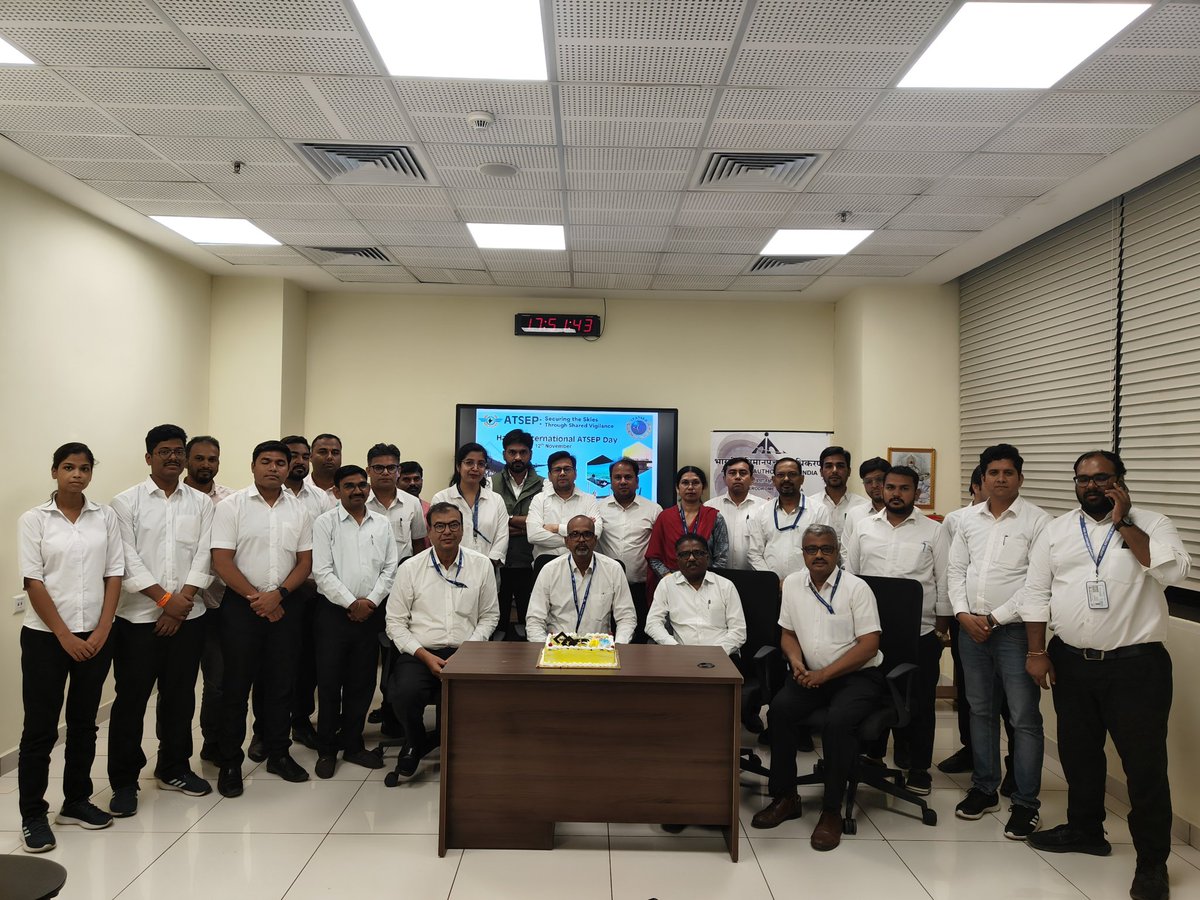 aaivdoairport's tweet photo. ✈️ Today, 12th Nov, we celebrate our ATSEP professionals at Vadodara Airport &amp; worldwide, who maintain communication, navigation &amp; surveillance systems for safe air traffic. Happy International #ATSEPDay ! #AviationSafety
@AAI_Official @aairedwr https://t.co/Gj4yu6m6Pb