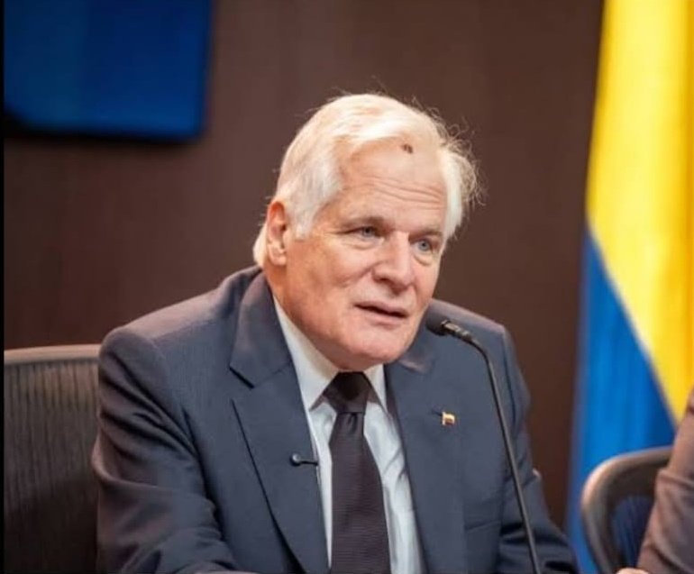 Adriana Martinez tweet media