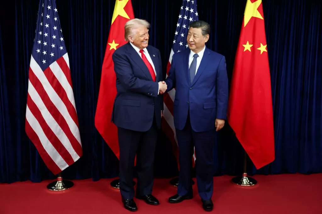 cryptorover's tweet image. 💥BREAKING:

🇨🇳🇺🇸 CHINA SAYS THERE IS SIGNIFICANT ROOM FOR TRADE AND ECONOMIC COOPERATION WITH THE UNITED STATES.