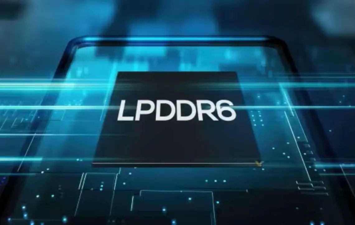 Exciting news from Samsung! LPDDR6 memory specs, boasting 10.7 Gbps speeds on a 12nm process, matching top LPDDR5X bandwidth while being 21% more energy efficient. 🔥
This next-gen RAM also amps up security and is geared for future flagships and AI-optimized devices.