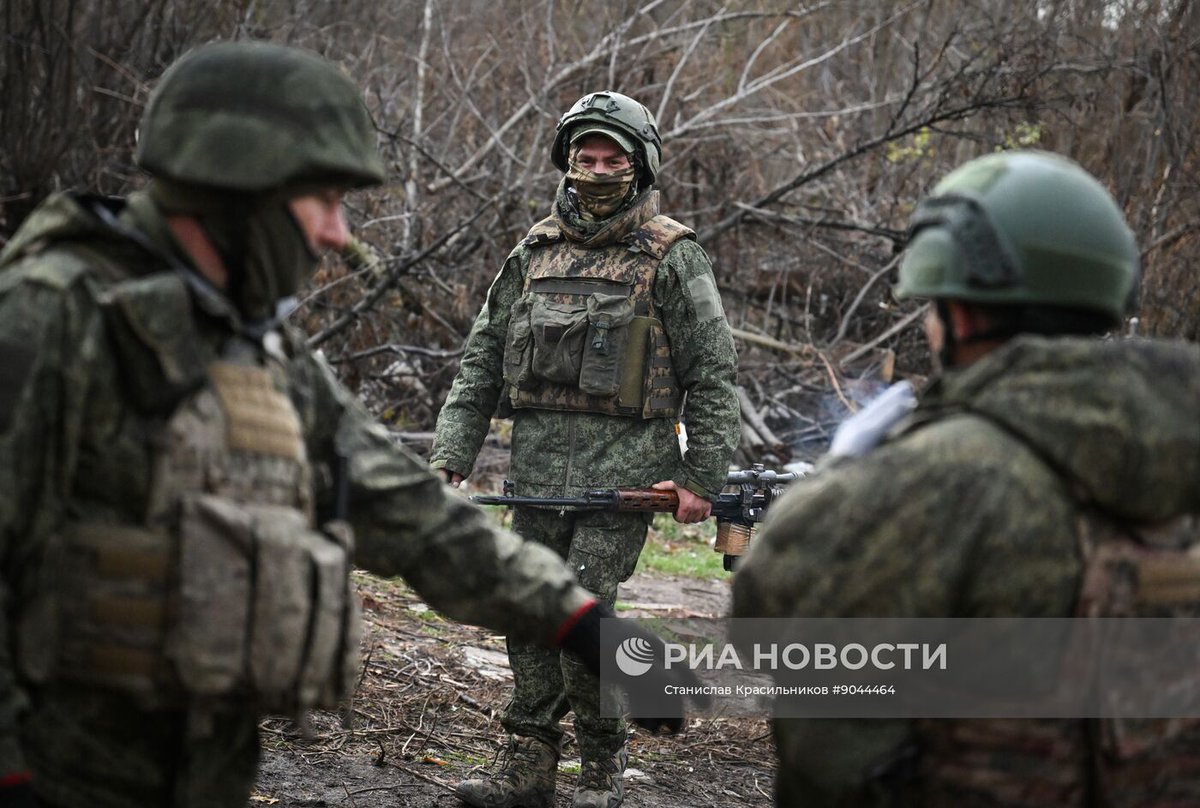 TheGreyPatriot_'s tweet photo. 🇷🇺 Today's work of 2S19 MSTA-S artillerists in Krasnoarmeysk ("Pokrovsk") direction.
#Russia #Russian #Russians #Today #SVO #Military #Army #Artillery #Cannon #Tactical #AK12 #MSTAS #RIA #EMR #SVD https://t.co/SfRPwXX10G