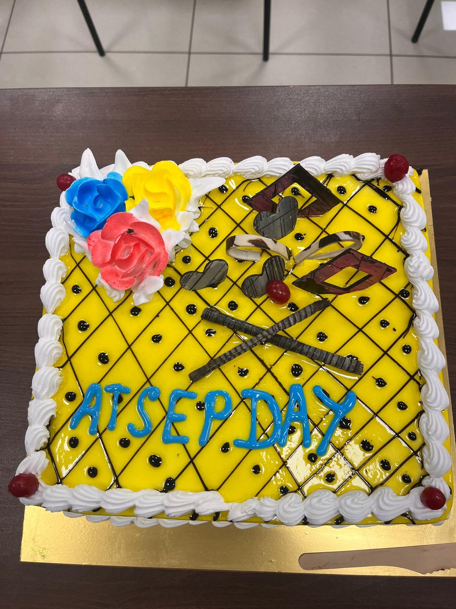 aaivdoairport's tweet photo. ✈️ આજે, 12મી નવેમ્બરે, અમે વડોદરા એરપોર્ટ અને વિશ્વભરના અમારા ATSEP પ્રોફેશનલ્સની ઉજવણી કરીએ છીએ, જેઓ સલામત હવાઈ ટ્રાફિક માટે કોમ્યુનિકેશન, નેવિગેશન અને સર્વેલન્સ સિસ્ટમ્સ જાળવે છે. હેપ્પી ઇન્ટરનેશનલ #ATSEPDay! #AviationSafety
@AAI_Official @aairedwr https://t.co/7txNtW8Atl
