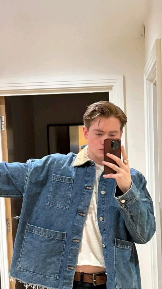 daily kit connor tweet media