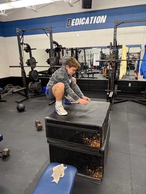 CS_Panthers's tweet image. It’s incredible to see our Central Springs students showing up, putting in the work, and filling up the weight room! The dedication, energy, and teamwork are setting the tone on and off the field.