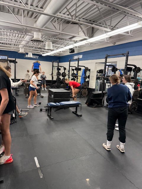 CS_Panthers's tweet image. It’s incredible to see our Central Springs students showing up, putting in the work, and filling up the weight room! The dedication, energy, and teamwork are setting the tone on and off the field.