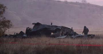 #SouthCaucasus Turkish C-130 military cargo plane crashes near #Azerbaijan border A Turkish military C-130 cargo plane crashed in #Georgia near the border with Azerbaijan, killing all 20 personnel on board. The aircraft was en route from Ganja, Azerbaijan to Turkey when it crashed on Tuesday. Turkey's Ministry of Defense confirmed the casualties, and the cause of the crash is currently under investigation. Location: The crash occurred in Georgia's Sighnaghi municipality, which is close to the border with Azerbaijan. Flight path: The plane had departed from Ganja, Azerbaijan, on a flight back to Turkey. Casualties: All 20 soldiers on board were killed. Investigation: Turkish and Georgian auth