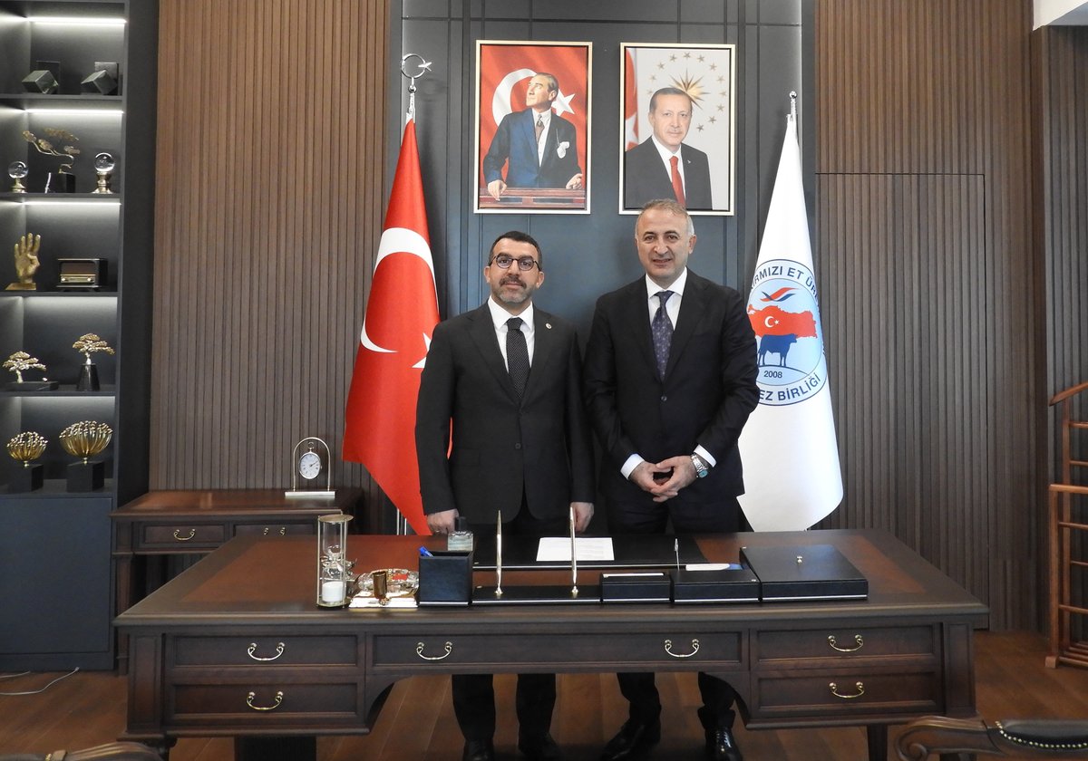 AK Parti Kars Milletvekili ve Sanayi, Ticaret, Enerji, Tabii Kaynaklar, Bilgi Ve Teknoloji Komisyonu Üyesi Sayın Adem ÇALKIN, Merkez Birliğimizi ziyaret etti. Kars ve bölge hayvancılığının sorunlarını ve çözüm önerilerini görüştük. Sayın Vekilimize teşekkür ederiz. 
<a href="/Ademcalkin/">Adem Çalkın</a>