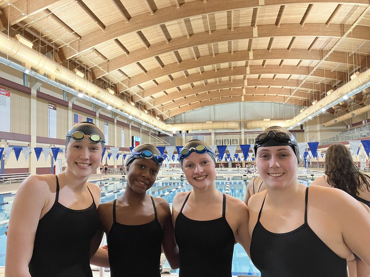 ConroeHighSwim's tweet image. Last night Conroe had a dual meet vs College Park &amp;amp; won the 1st race of the night by .01!  Senior Captain Morgan Van Vossen, Sophomore Emaleigh Nash, Junior Carli Taylor,&amp;amp; Freshman Grace Gros won the medley relay with a time of 1:56.13 @ConroeHSCISD @ConroeHS9 @Conroeathletics